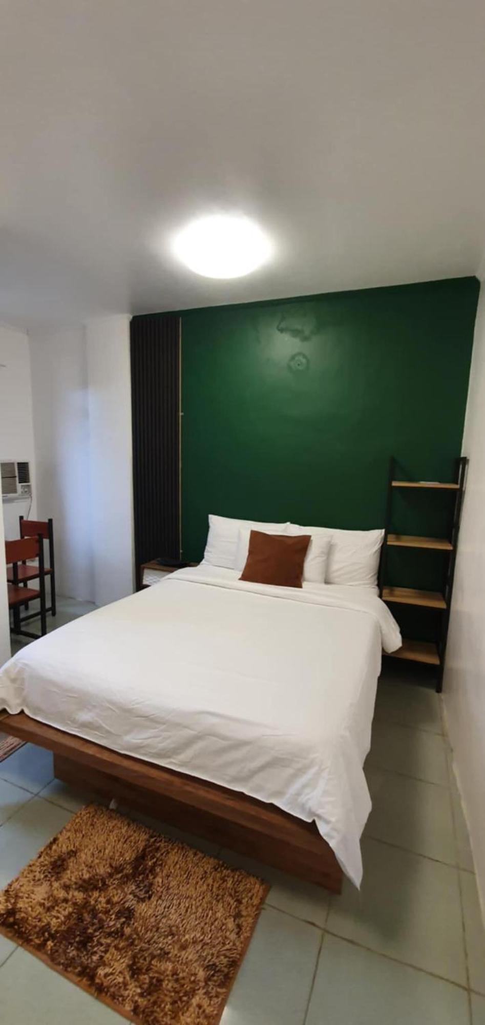 Aj Tourist Inn Coron Bagian luar foto