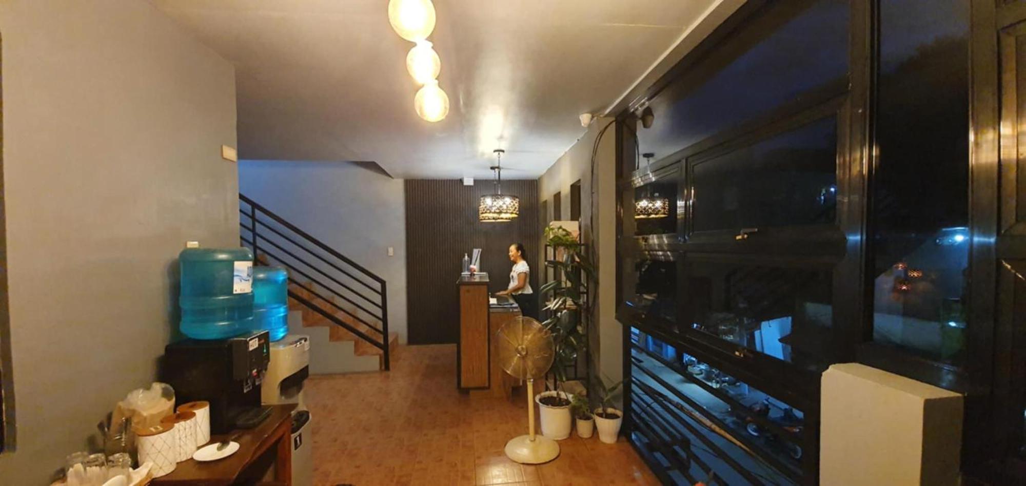 Aj Tourist Inn Coron Bagian luar foto