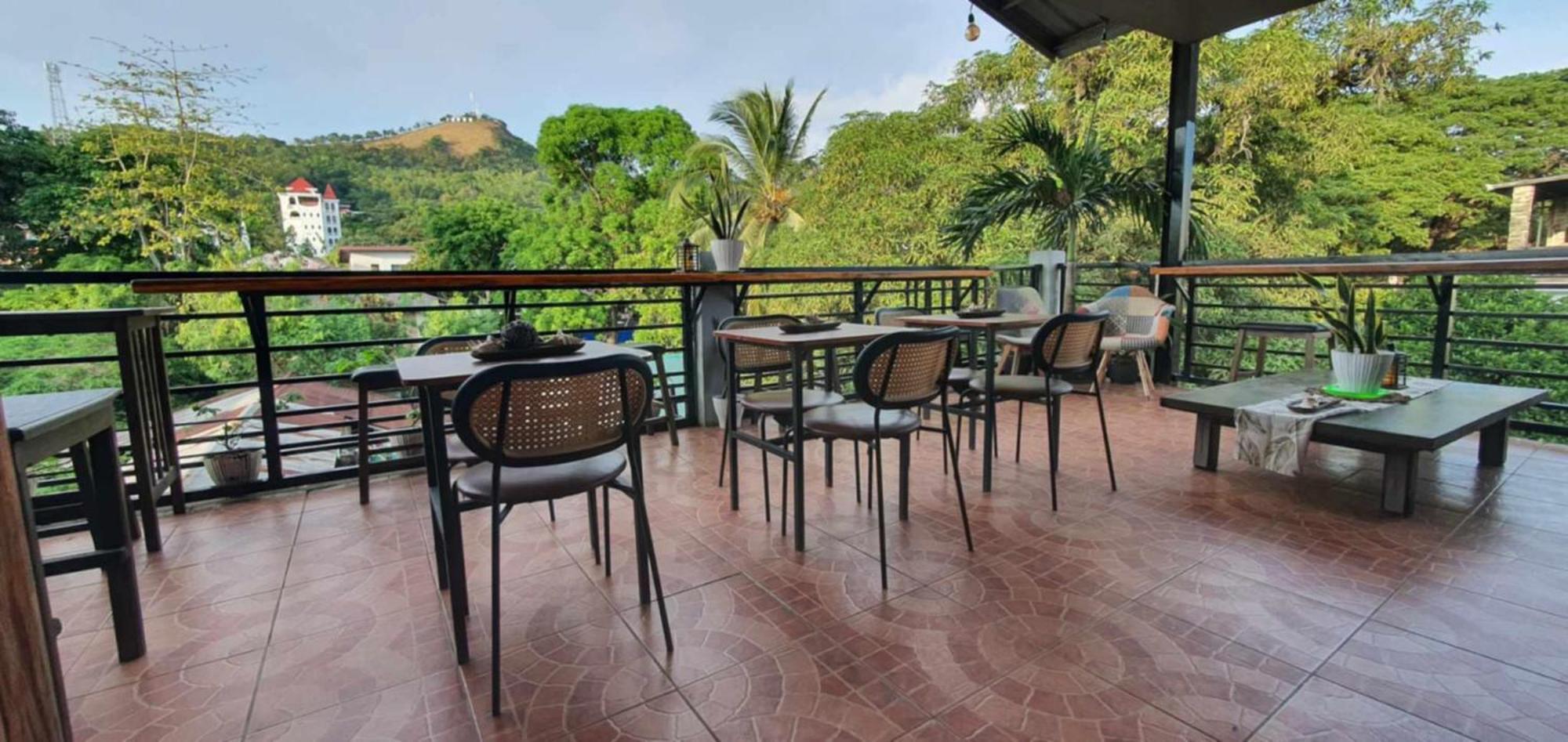 Aj Tourist Inn Coron Bagian luar foto
