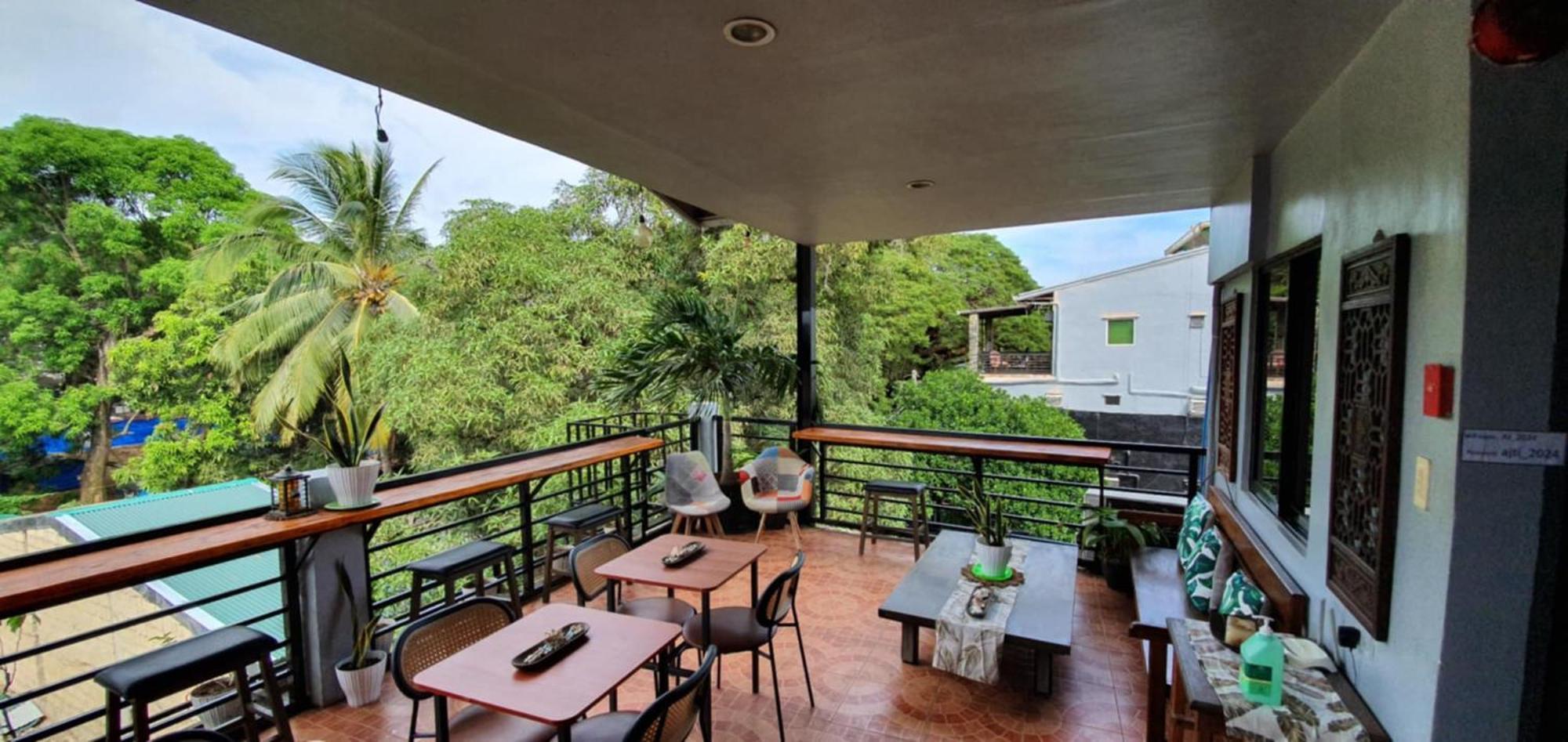 Aj Tourist Inn Coron Bagian luar foto